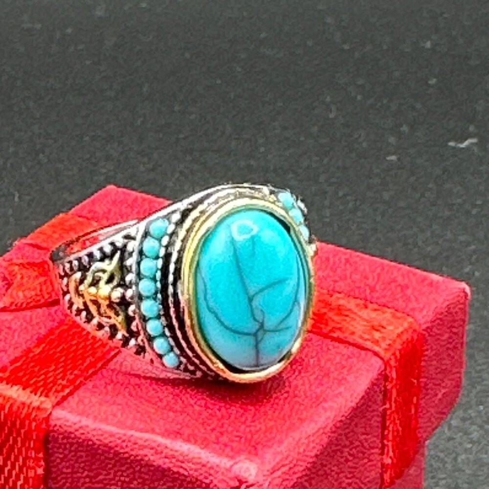 Turquoise Color Ring With Gold & Silver-Tone Intricate Design Unisex - Picture 8 of 17